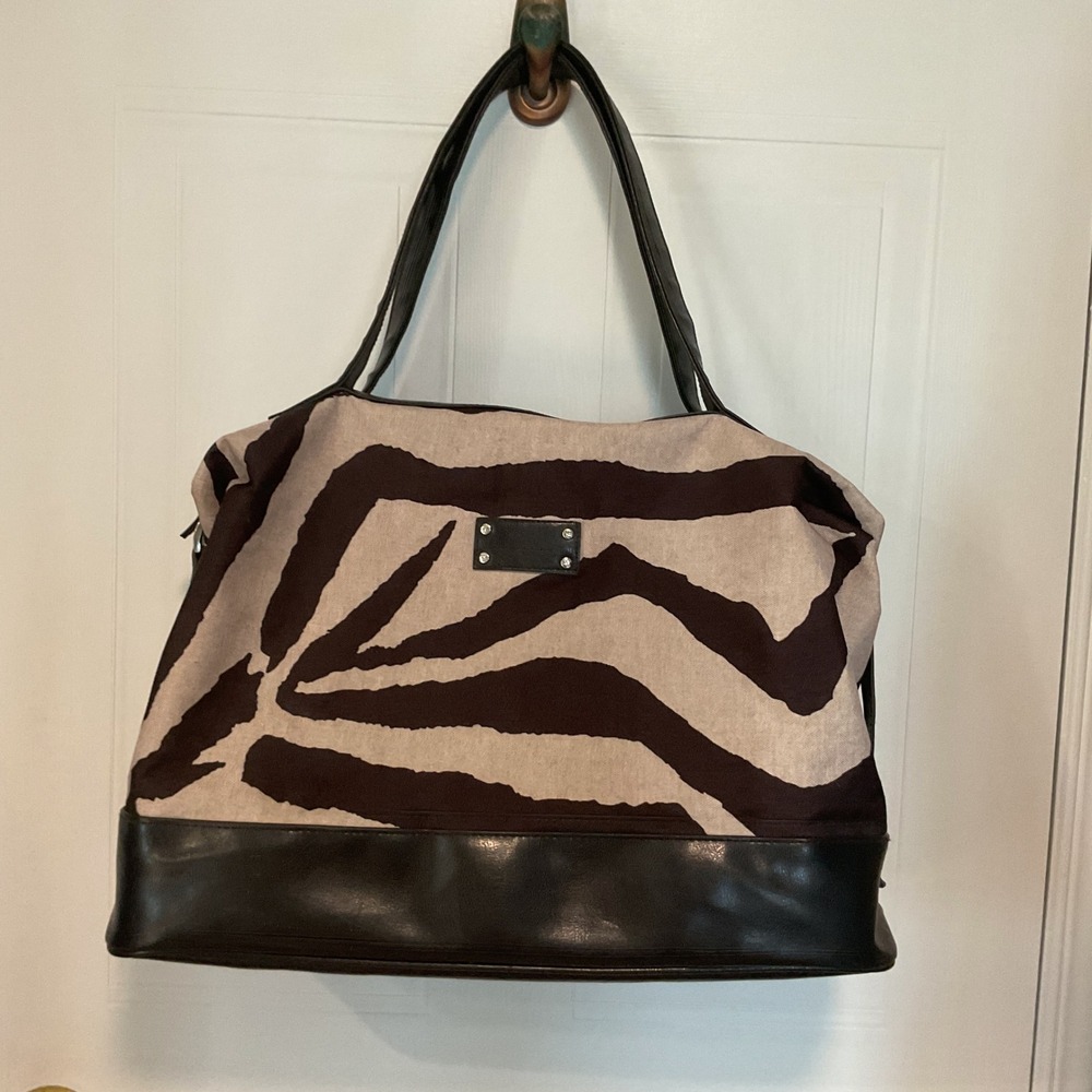 Lancome Weekender Bag Women Large Brown Zebra Print Excellent Travel Tote